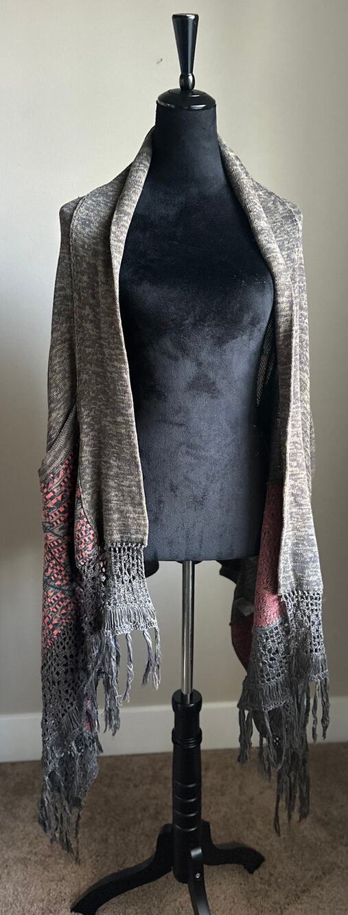 CINE Grey Marbled Geometric Detail Patch Pocket Fringe Cardigan Wrap Shawl OS